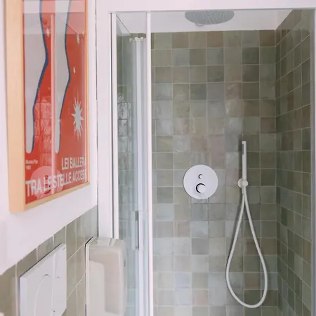 Tomato Backpackers Turin