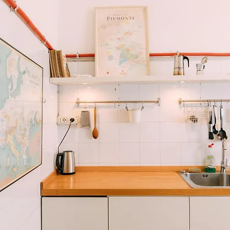 Tomato Backpackers Vandrarhem *