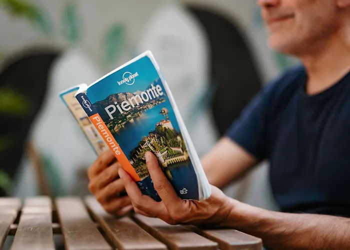 Tomato Backpackers *