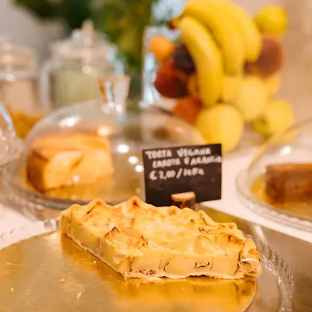 Tomato Backpackers Vandrarhem Turin