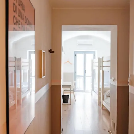 Vandrerhjem Tomato Backpackers